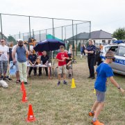Mundurowi wspolnie na festynie